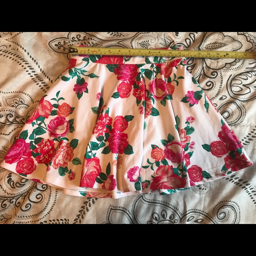 Ambiance floral skirt